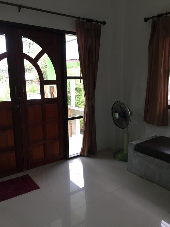 Thiptara Houses 湄南海滩 客房 照片